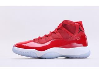 Air Jordan aj11 low top practical basketball shoe with patent leather shows more luxurious temperame...
